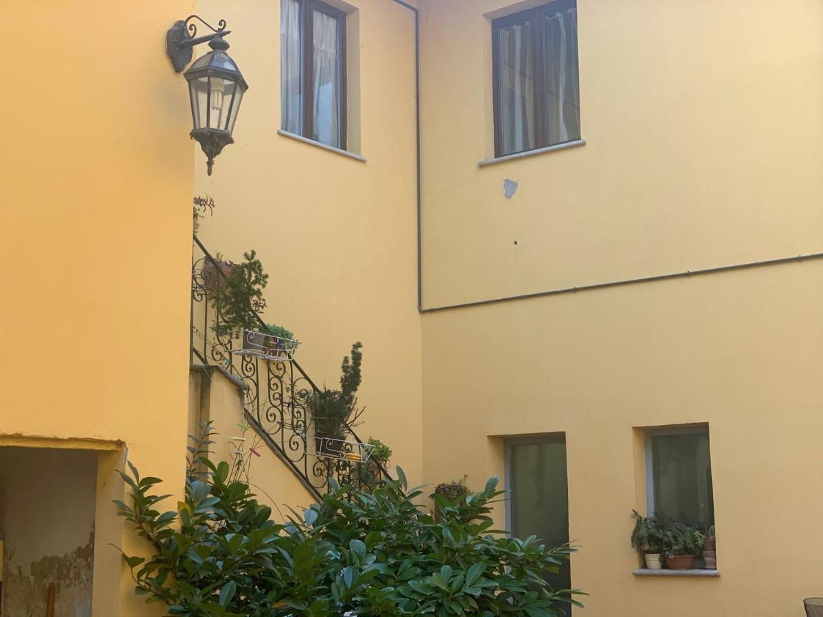 Novi Ligure Private Apartment Exteriér fotografie